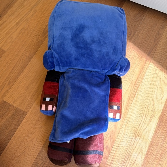 NWT Minecraft Legends Ranger 18 inch plush - Picture 3 of 6